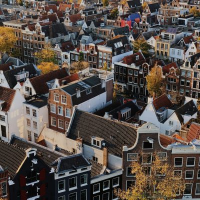 Wij Beschermen Elkaar | Interreligieuze verklaring en oproep n.a.v. de geweldsdaden in Amsterdam op 7 november jl.
